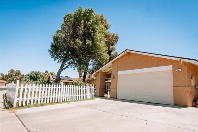 $300,000 | 134 North American Street, Ridgecrest, CA 93555