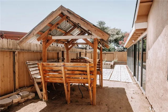 $300,000 | 134 North American Street, Ridgecrest, CA 93555