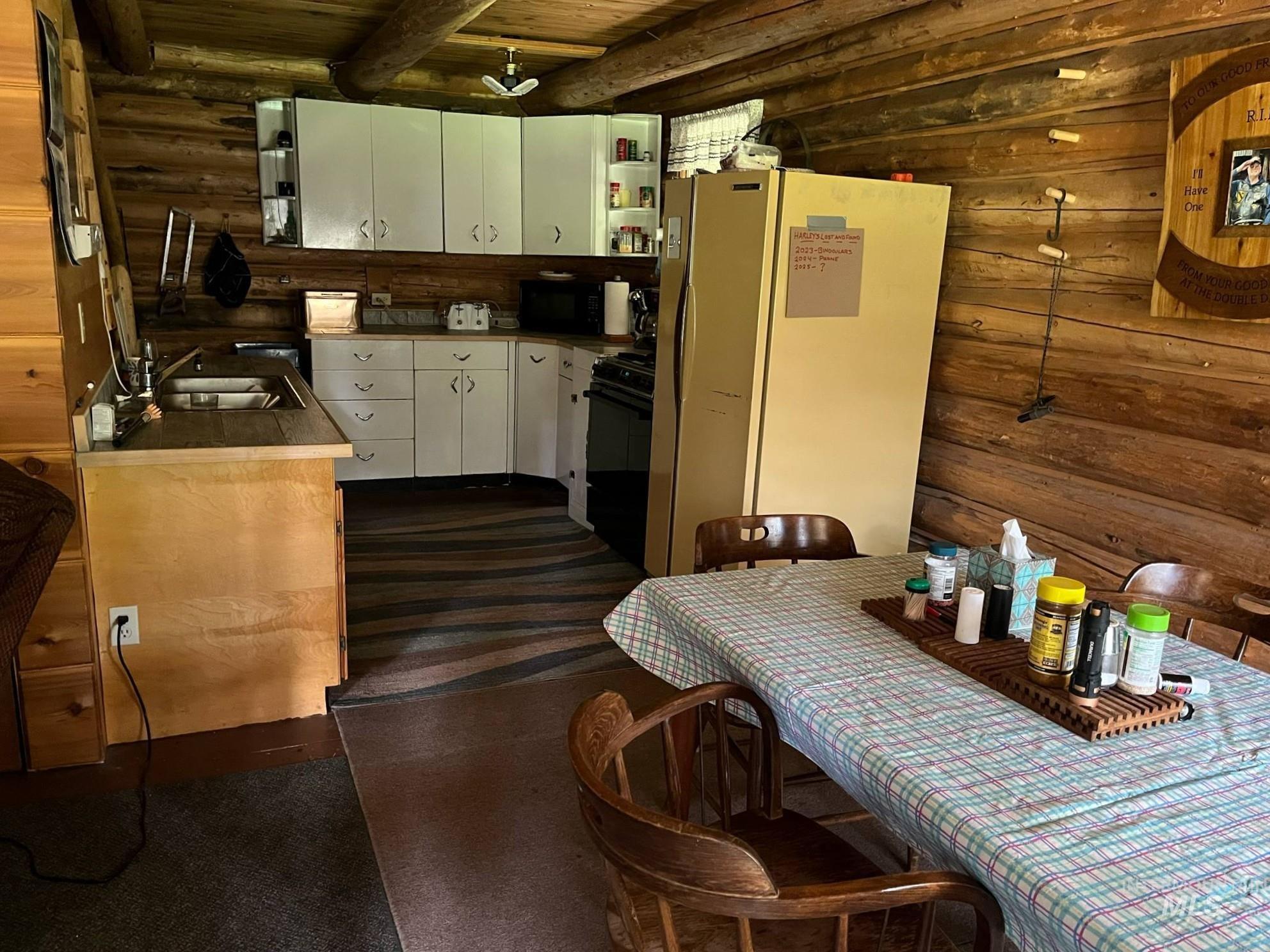 3695 West Mountain Road Anatone, WA 99401 - Photo 8 of 41