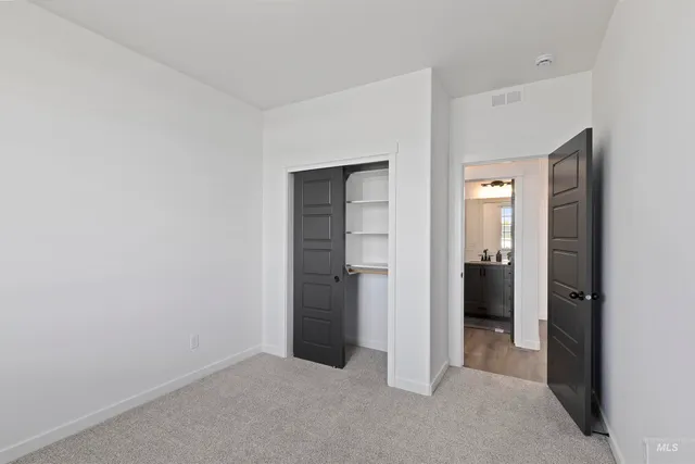 $369,900 | 819 Waveland Avenue, Filer, ID 83328