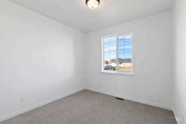 $369,900 | 819 Waveland Avenue, Filer, ID 83328