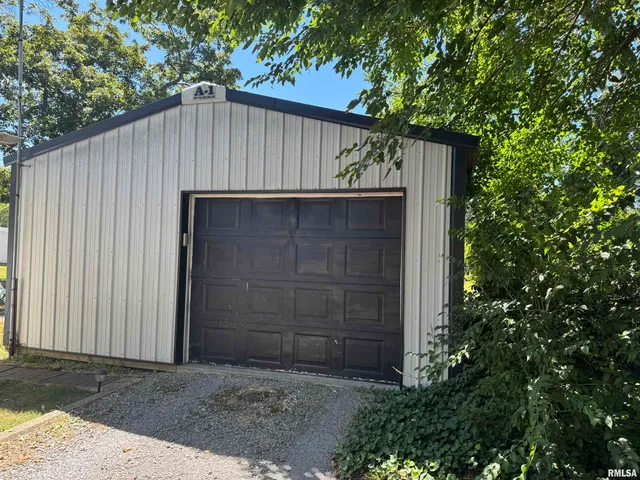 $110,000 | 1803 West Cherry Street, Marion, IL 62959