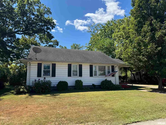 $110,000 | 1803 West Cherry Street, Marion, IL 62959