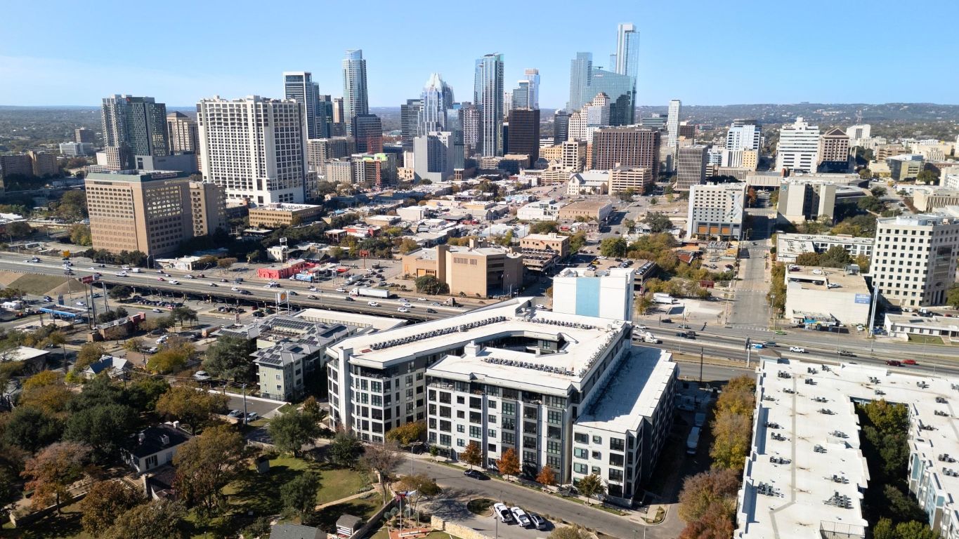 800 Embassy Drive, Unit 229 Austin, TX 78702 - Photo 4 of 40 a view of city