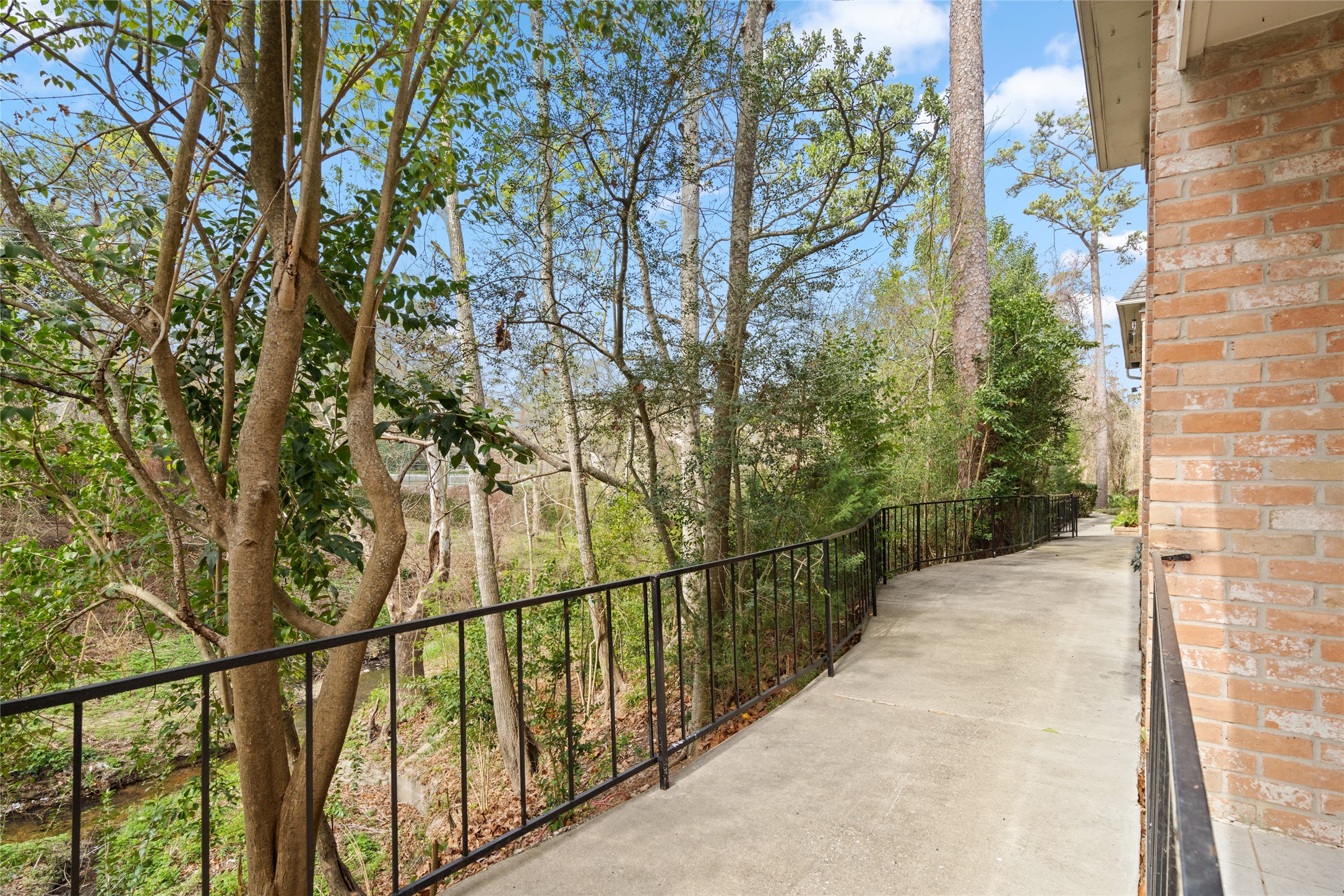 2238 South Piney Point Road, Unit 102 Houston, TX 77063 - Photo 3 of 20 a view of balcony