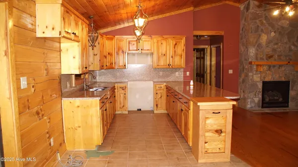 $310,000 | 202 Waterside Drive, Henrico, NC 27842