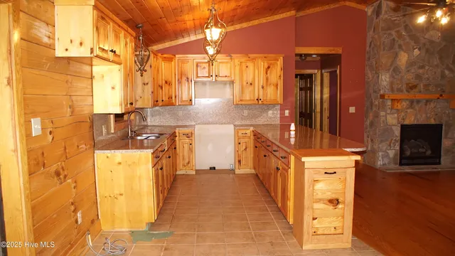 $350,000 | 202 Waterside Drive, Henrico, NC 27842