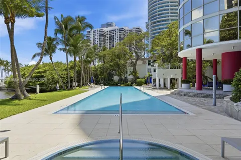 $2,150,000 | 2025 Brickell Avenue, Unit 1401, Miami, FL 33129