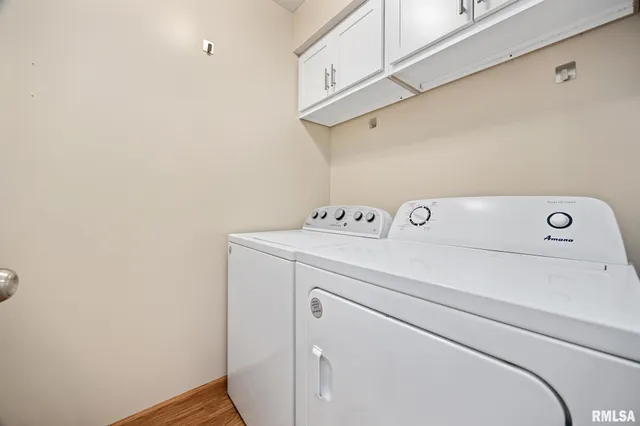 $320,000 | 1101 Eisenhower Drive, Pekin, IL 61554