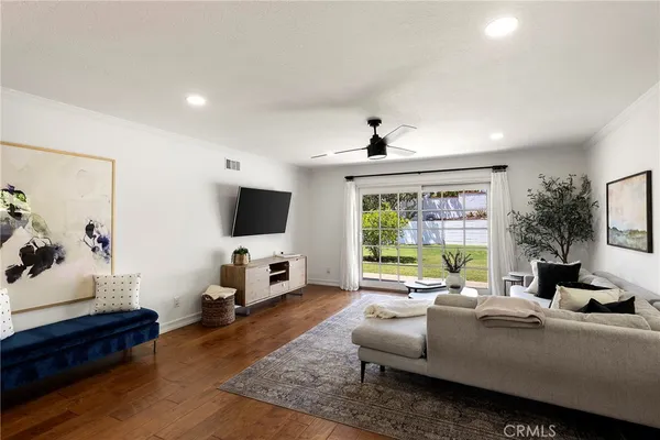 $2,395,000 | 125 East Avenida Junipero, San Clemente, CA 92672