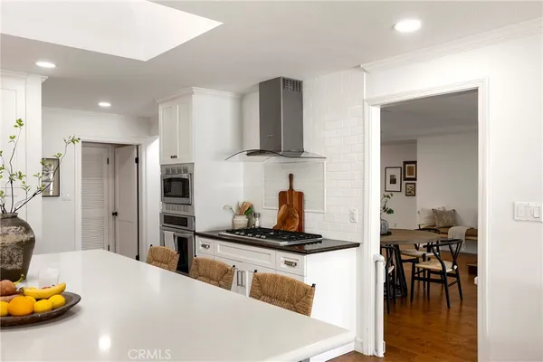 $2,395,000 | 125 East Avenida Junipero, San Clemente, CA 92672
