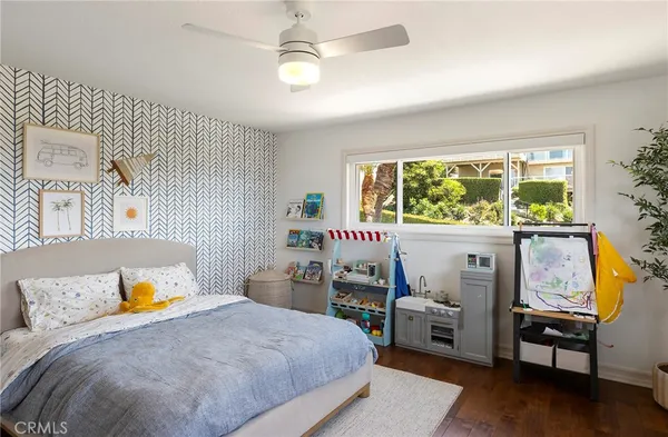 $2,395,000 | 125 East Avenida Junipero, San Clemente, CA 92672