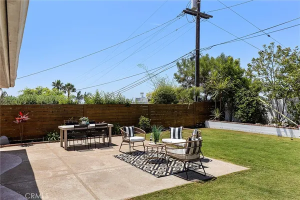 $2,395,000 | 125 East Avenida Junipero, San Clemente, CA 92672