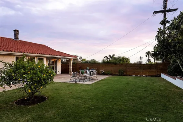 $2,395,000 | 125 East Avenida Junipero, San Clemente, CA 92672