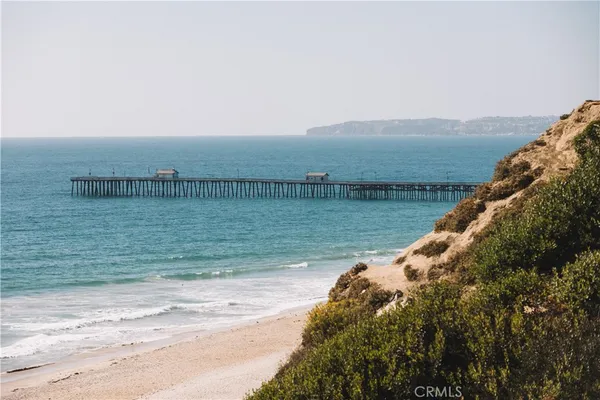 $2,395,000 | 125 East Avenida Junipero, San Clemente, CA 92672