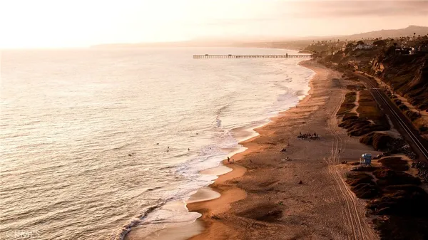 $2,395,000 | 125 East Avenida Junipero, San Clemente, CA 92672