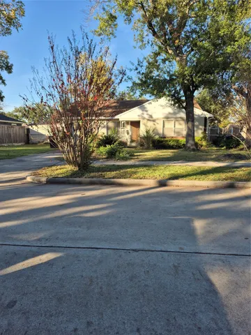 $315,000 | 8046 Turquoise Lane, Houston, TX 77055