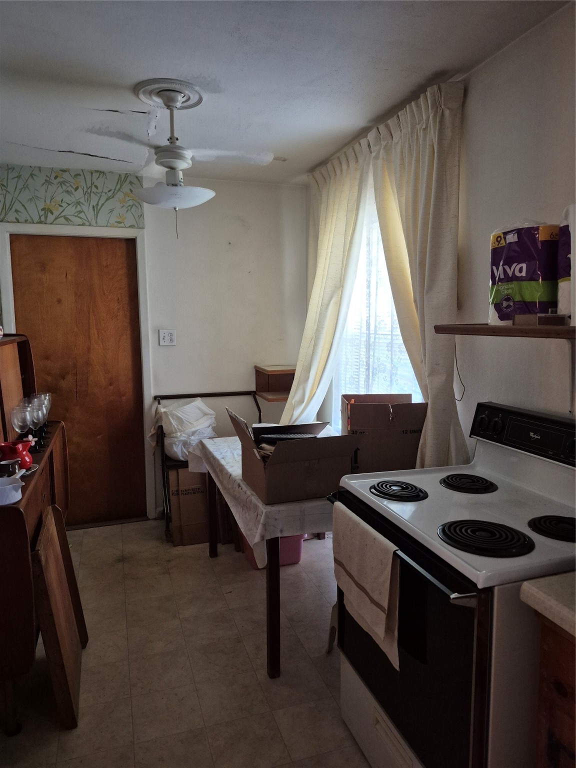 8046 Turquoise Lane Houston, TX 77055 - Photo 5 of 8 a room with storage and utility