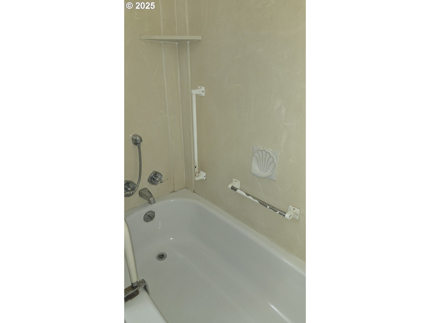 19520 Southwest Kinnaman Road Beaverton, OR 97078 - Photo 22 of 47 a bathroom with a tub shower and a sink