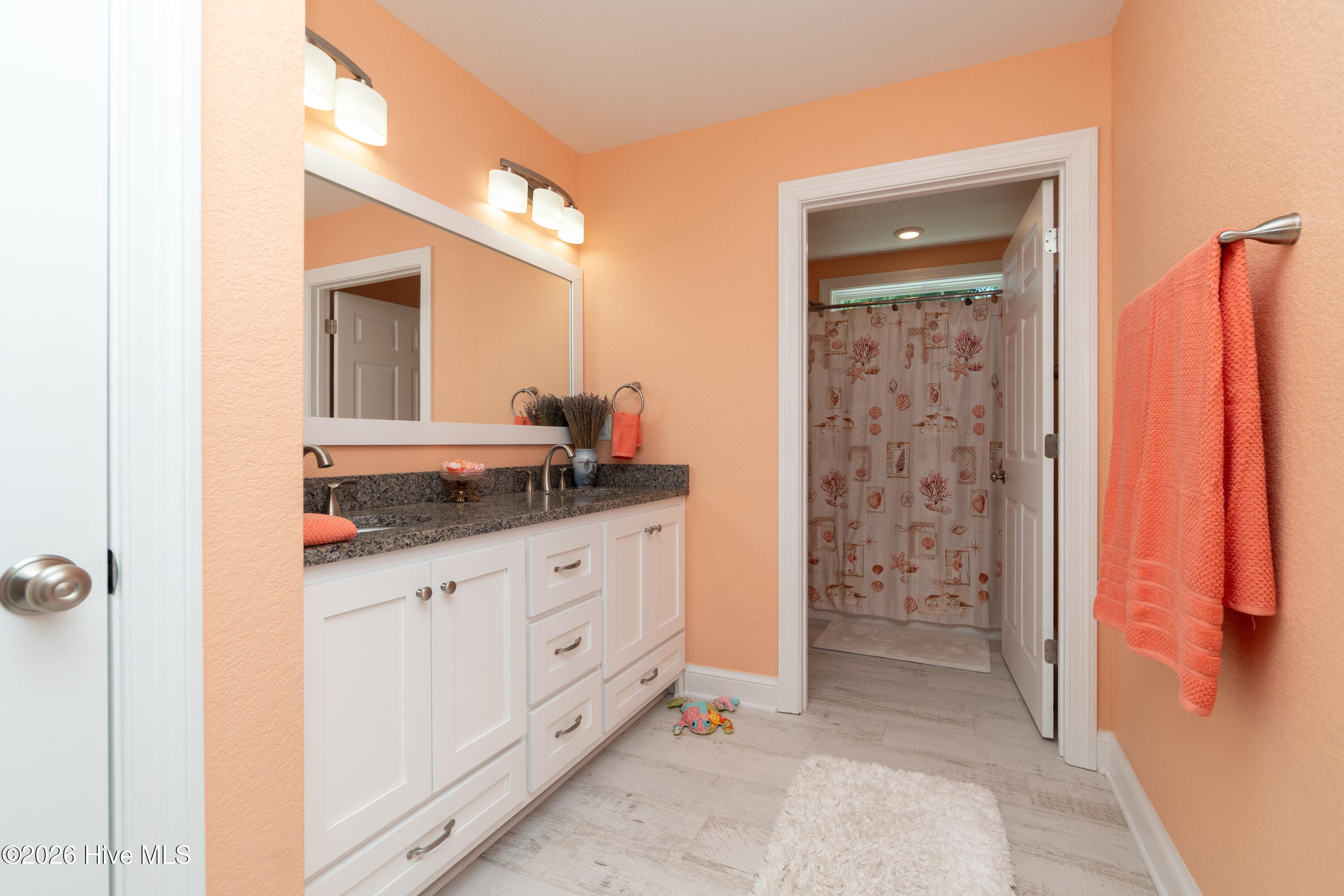 111 Belle View Currituck, NC 27929 - Photo 32 of 78 int.-10