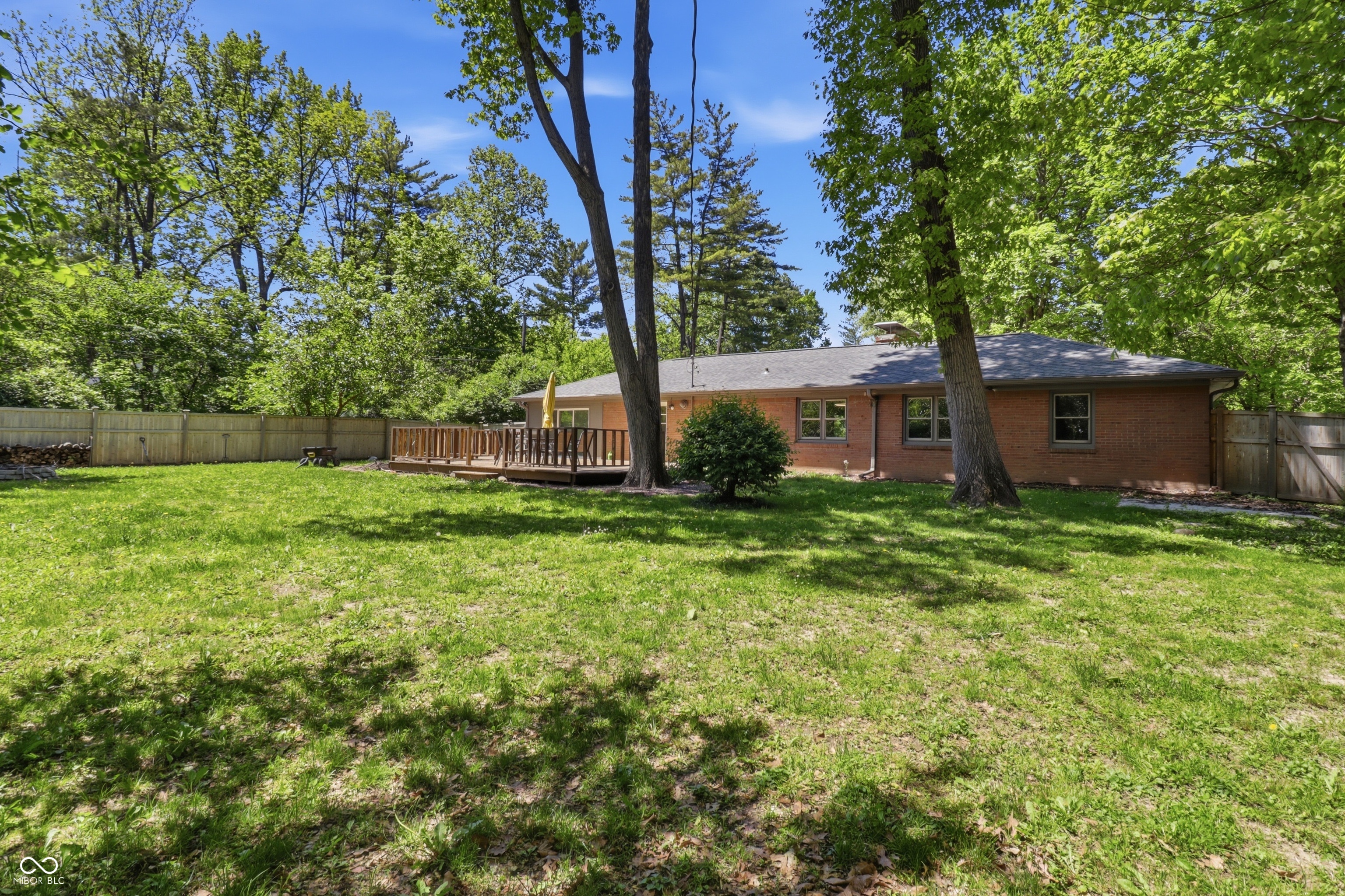 7703 Clarendon Road Indianapolis, IN 46260 - Photo 45 of 50 Gallery Image 45