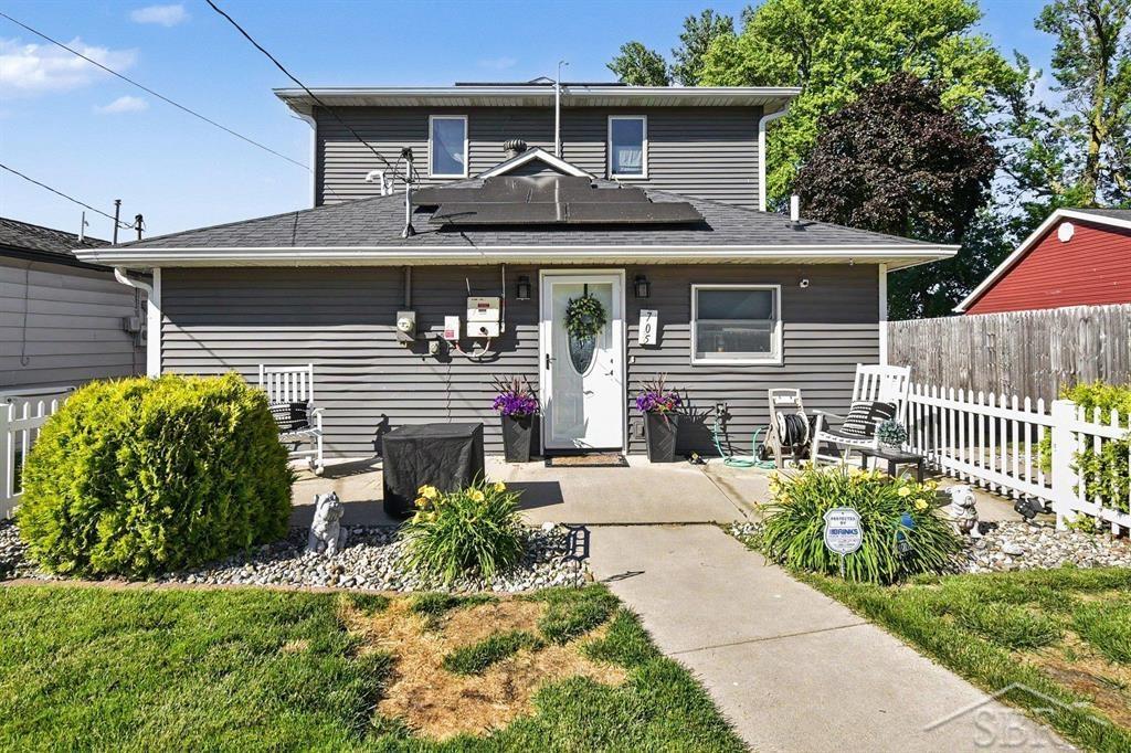 705 Bay Road Bay City, MI 48706 - Photo 2 of 30