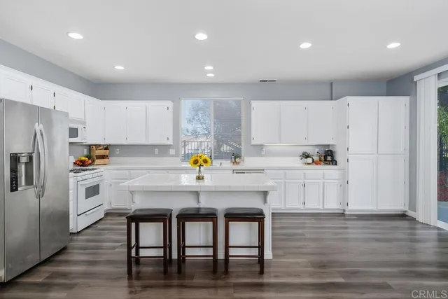 $704,000 | 44753 Vail Oak Road, Temecula, CA 92592