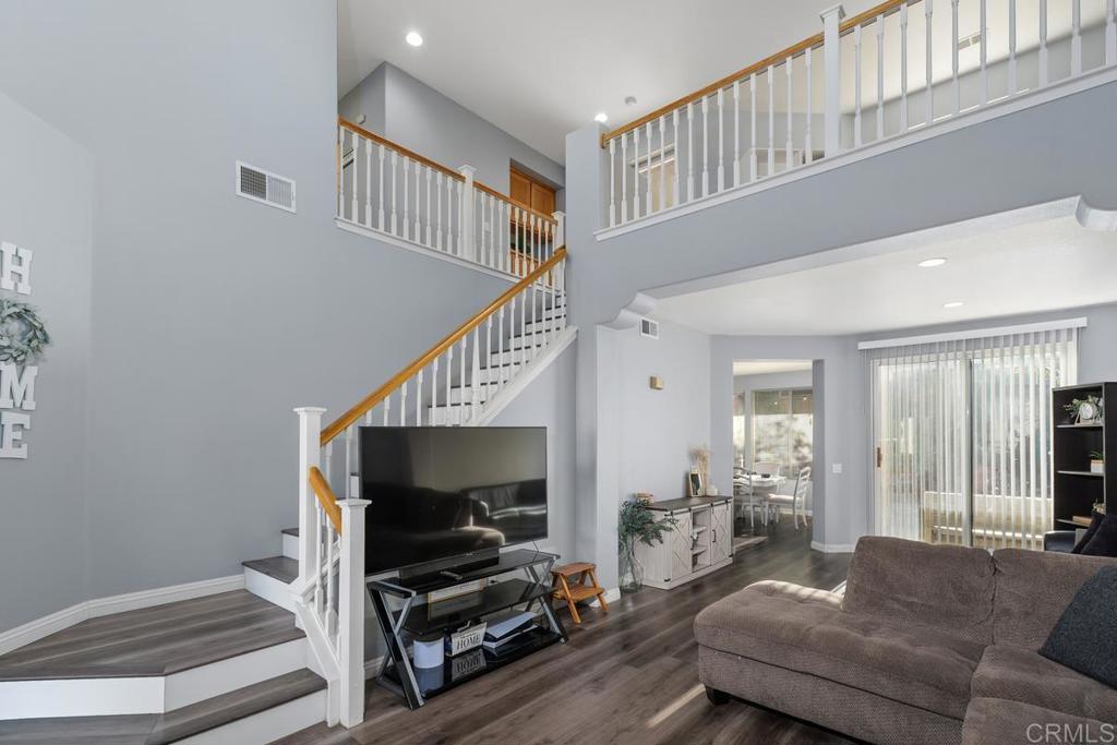 44753 Vail Oak Road Temecula, CA 92592 - Photo 8 of 38