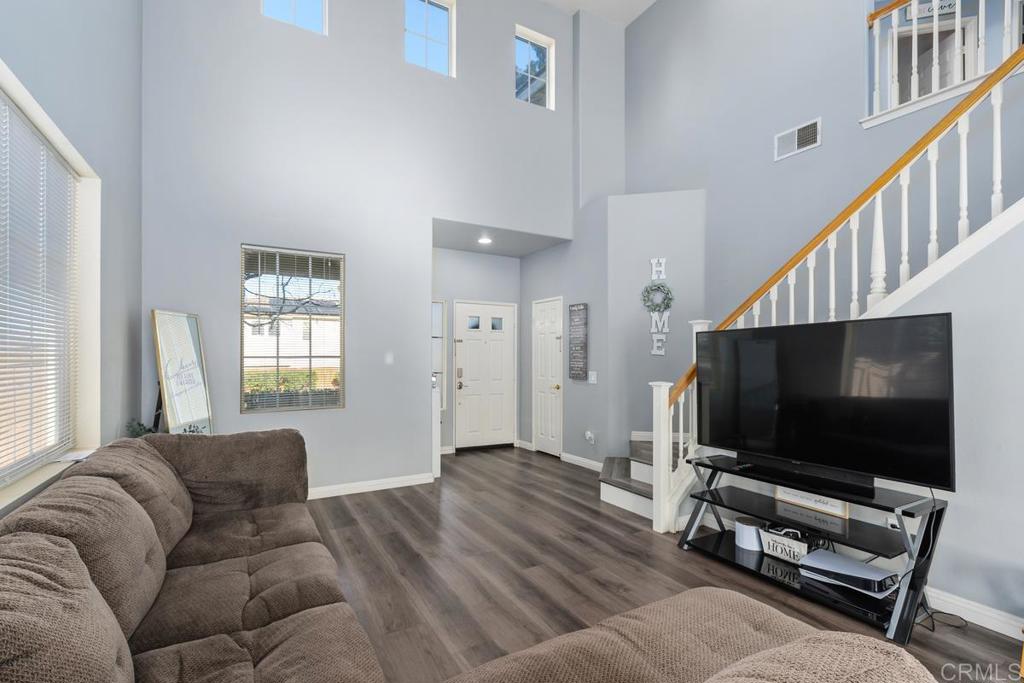 44753 Vail Oak Road Temecula, CA 92592 - Photo 9 of 38