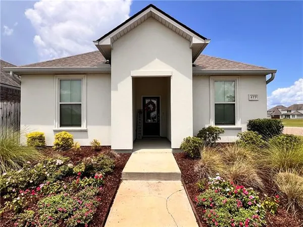 $2,400 | 479 Lakeshore Village East, Slidell, LA 70461