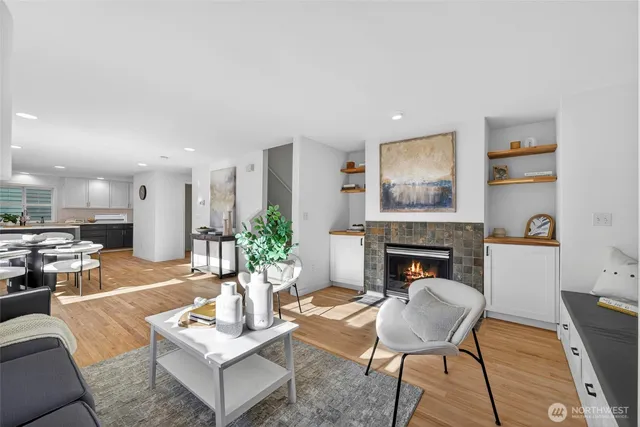 $1,020,000 | 3828 Interlake Avenue North, Unit A, Seattle, WA 98103