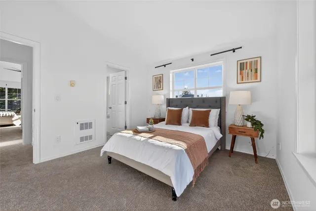 $1,020,000 | 3828 Interlake Avenue North, Unit A, Seattle, WA 98103