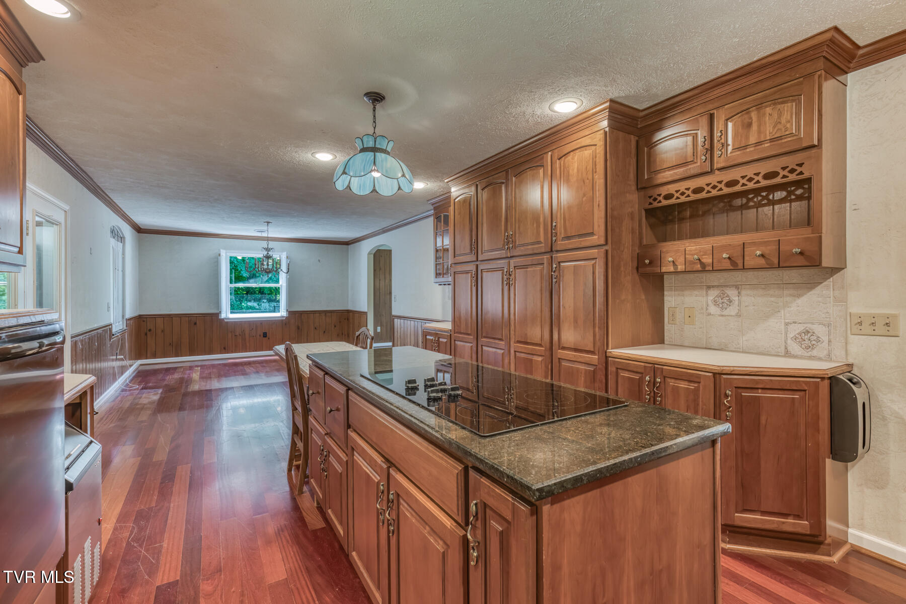 429 Hidden Valley Road Kingsport, TN 37663 - Photo 25 of 71 429 Hidden Valley Rd-24