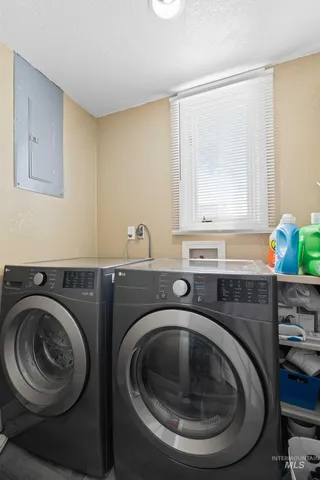 $270,900 | 726 Wyoming Street, Gooding, ID 83330