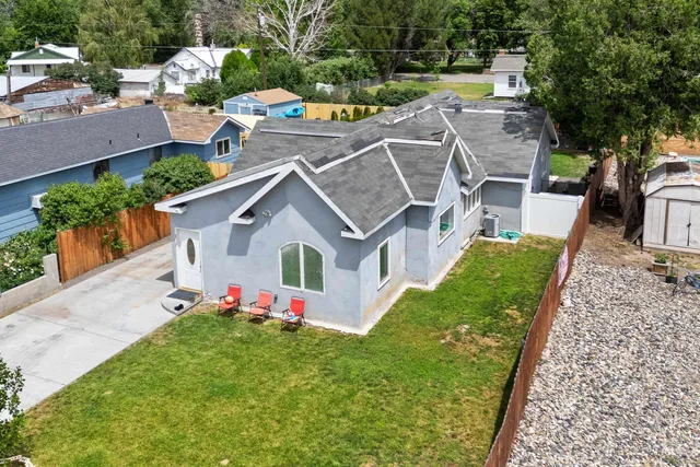 $270,900 | 726 Wyoming Street, Gooding, ID 83330