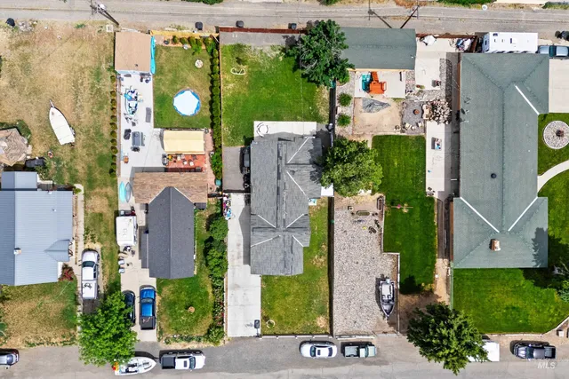 $270,900 | 726 Wyoming Street, Gooding, ID 83330