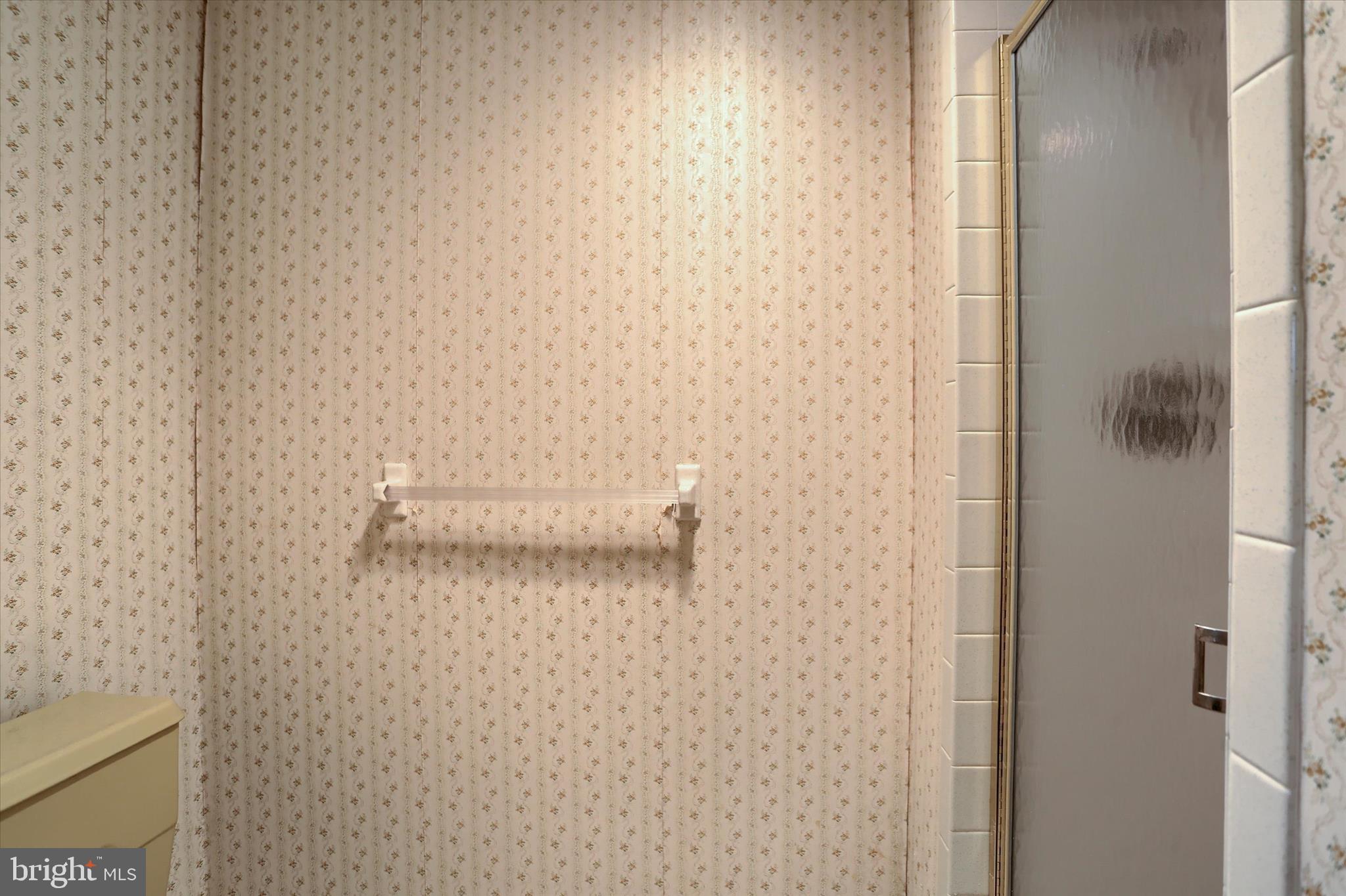 2919 Arcona Road Mechanicsburg, PA 17055 - Photo 25 of 49 a bathroom with a shower