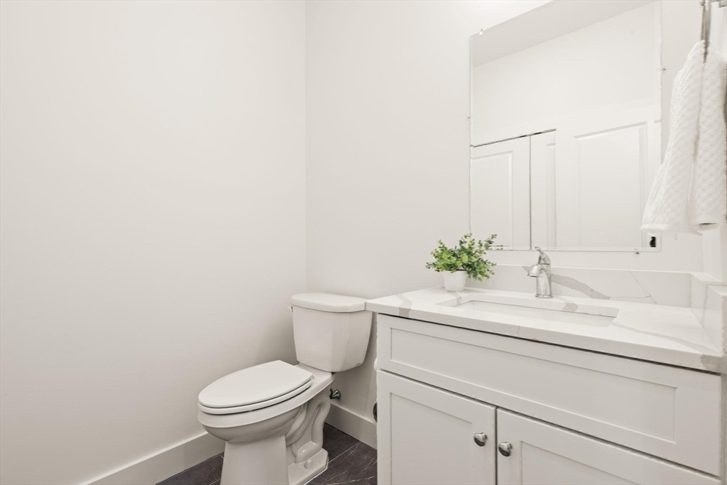 300 Albion Road, Unit 302 Bedford, MA 01730 - Photo 15 of 38 Gallery Image 15