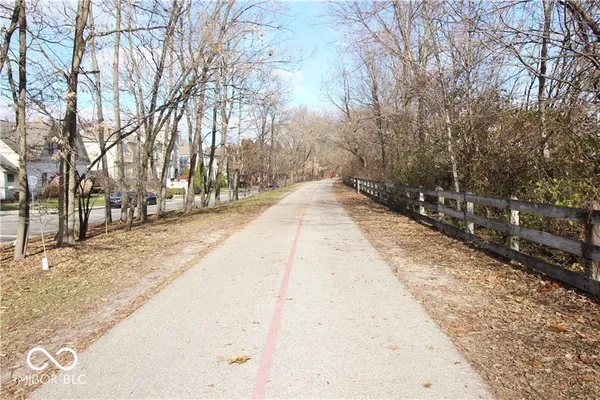 $1,800 | 6593 Reserve Drive, Indianapolis, IN 46220