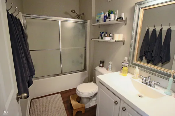 $1,800 | 6593 Reserve Drive, Indianapolis, IN 46220