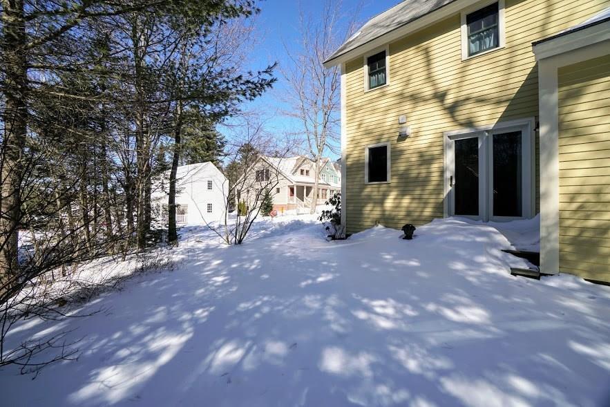 80-82 Echo Road Brunswick, ME 04011 - Photo 23 of 27 Unit 2: Side yard.