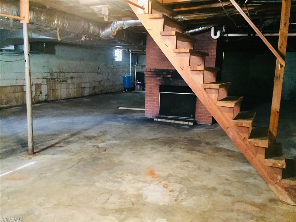 1621 Haney Way High Point, NC 27263 - Photo 17 of 20 Full unfinished basement