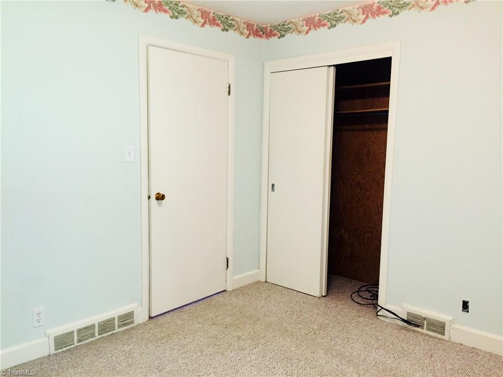 1621 Haney Way High Point, NC 27263 - Photo 10 of 20 Gallery Image 10