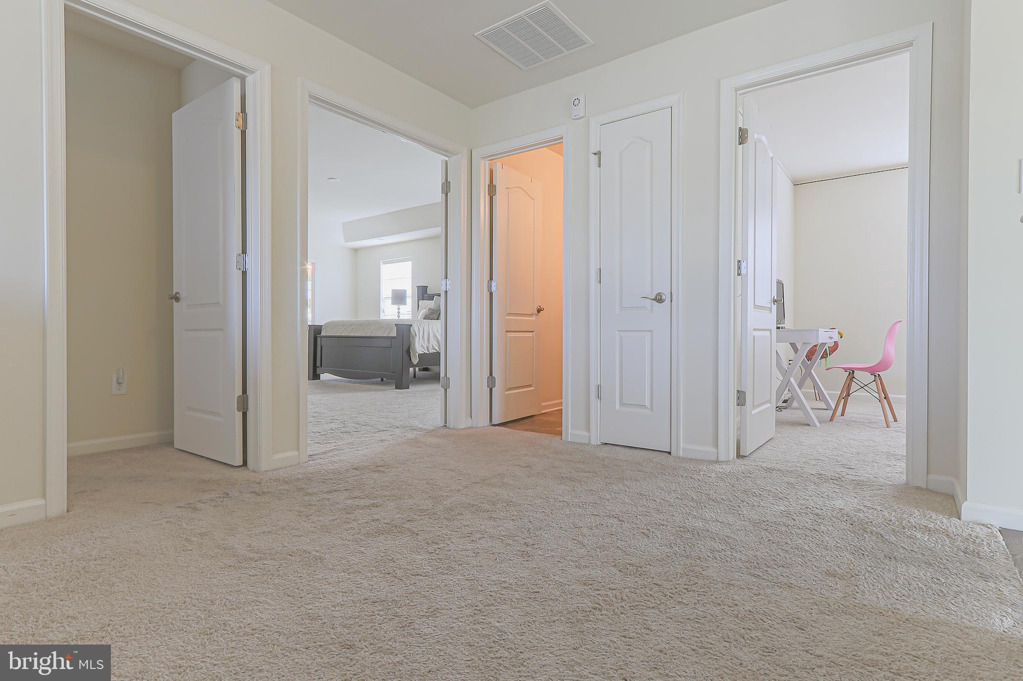 1107 Cardigan Road Middletown, DE 19709 - Photo 22 of 28 Large foyer connecting the bedrooms and bath!