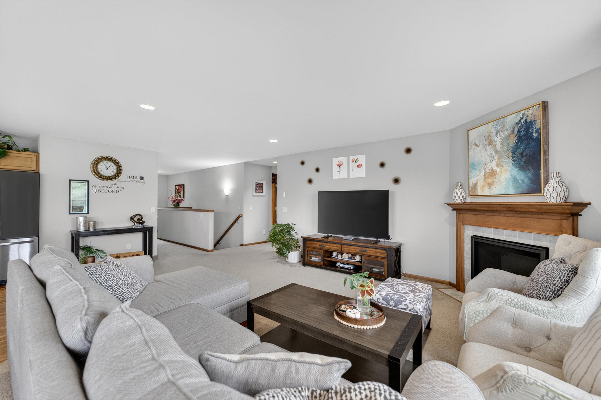 9 Rustling Birch Road Verona, WI 53593 - Photo 5 of 44