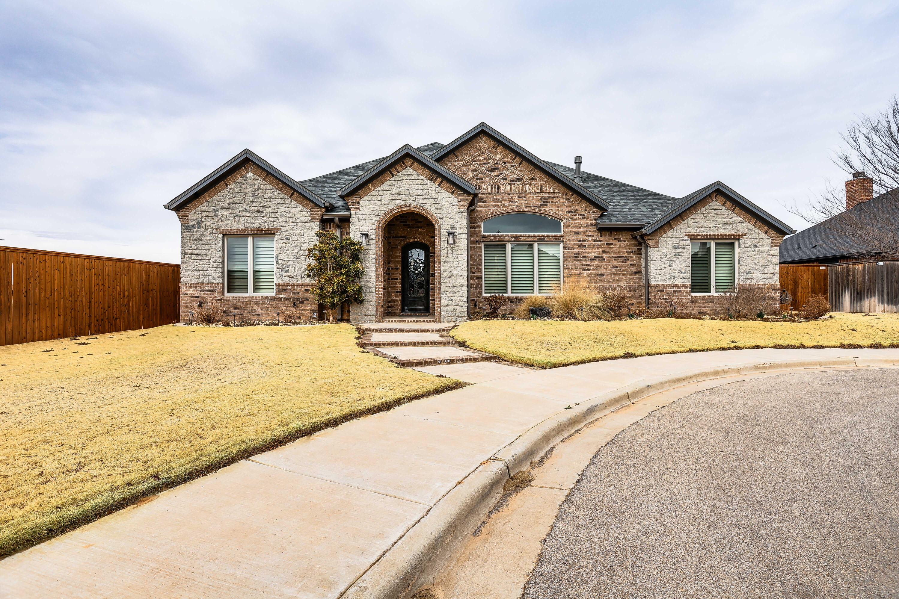 4910 109th Place Lubbock, TX 79424 - Photo 1 of 38 4910-100