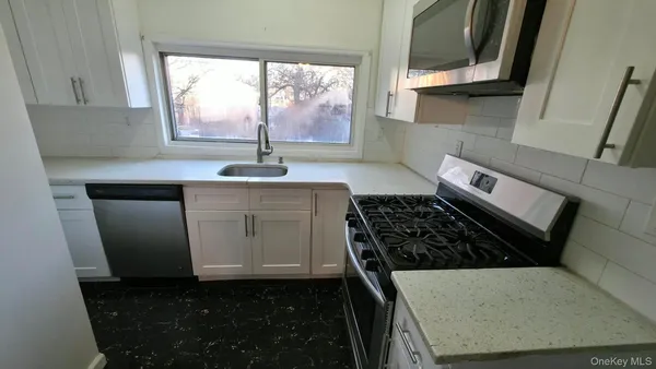 $3,100 | 106-31 156th Street | Jamaica