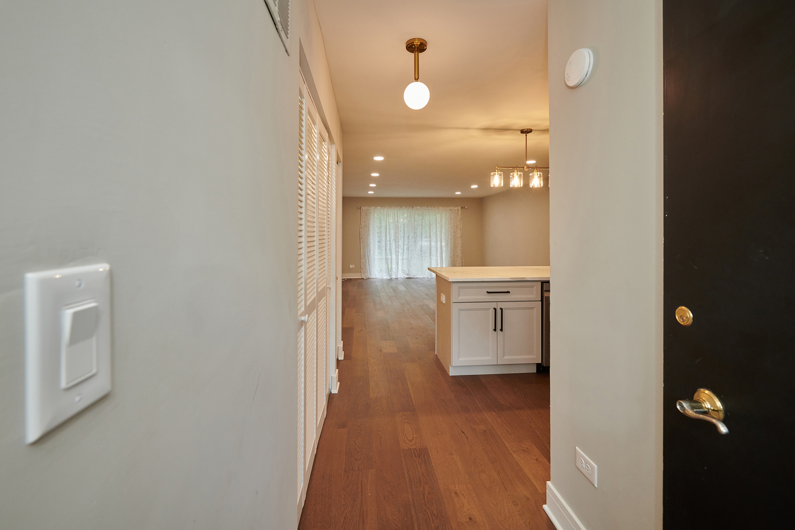 7074 North Ridge Boulevard, Unit 1E Chicago, IL 60645 - Photo 15 of 24