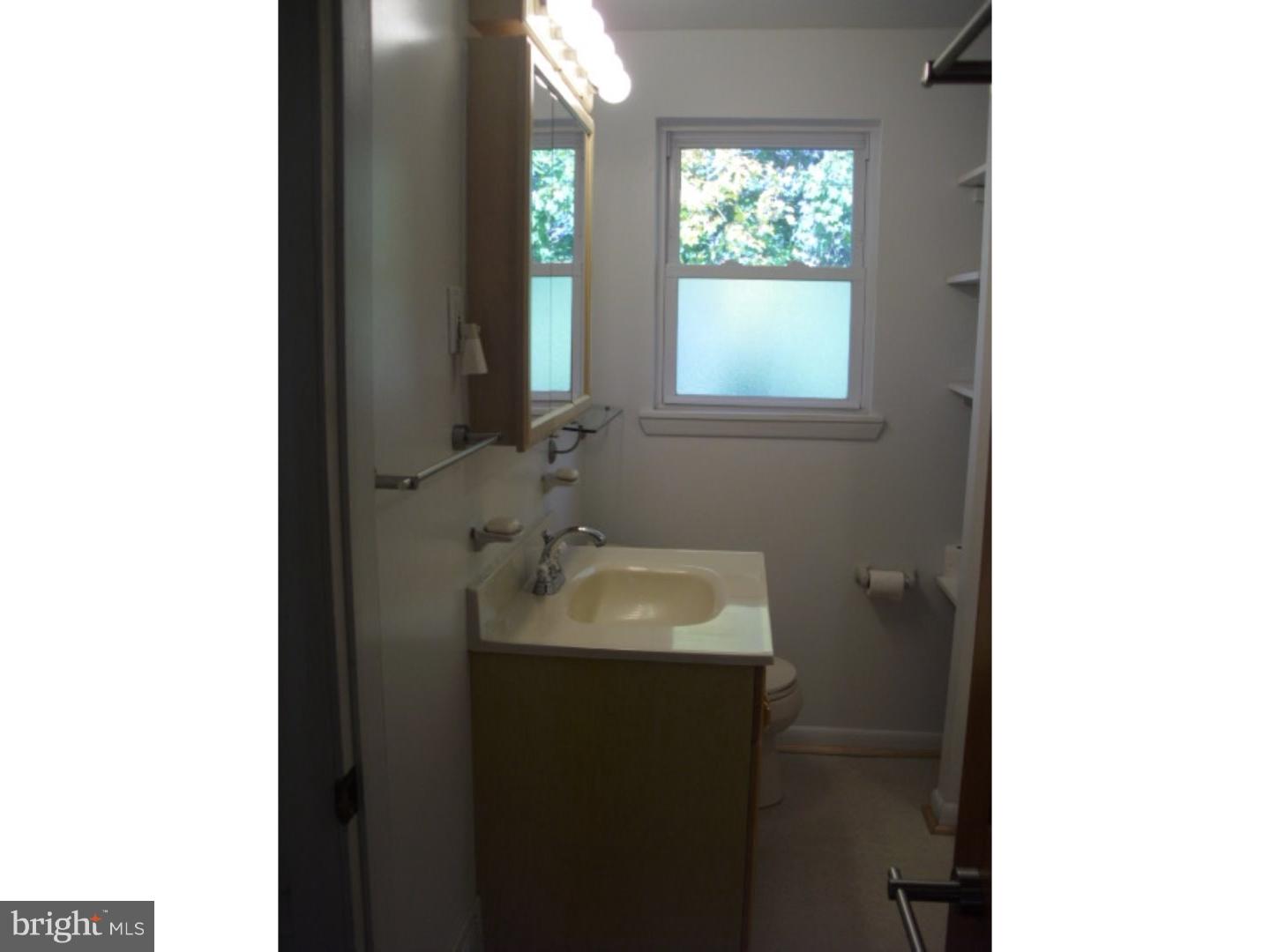 110 Sloan Road Springfield, PA 19064 - Photo 9 of 24