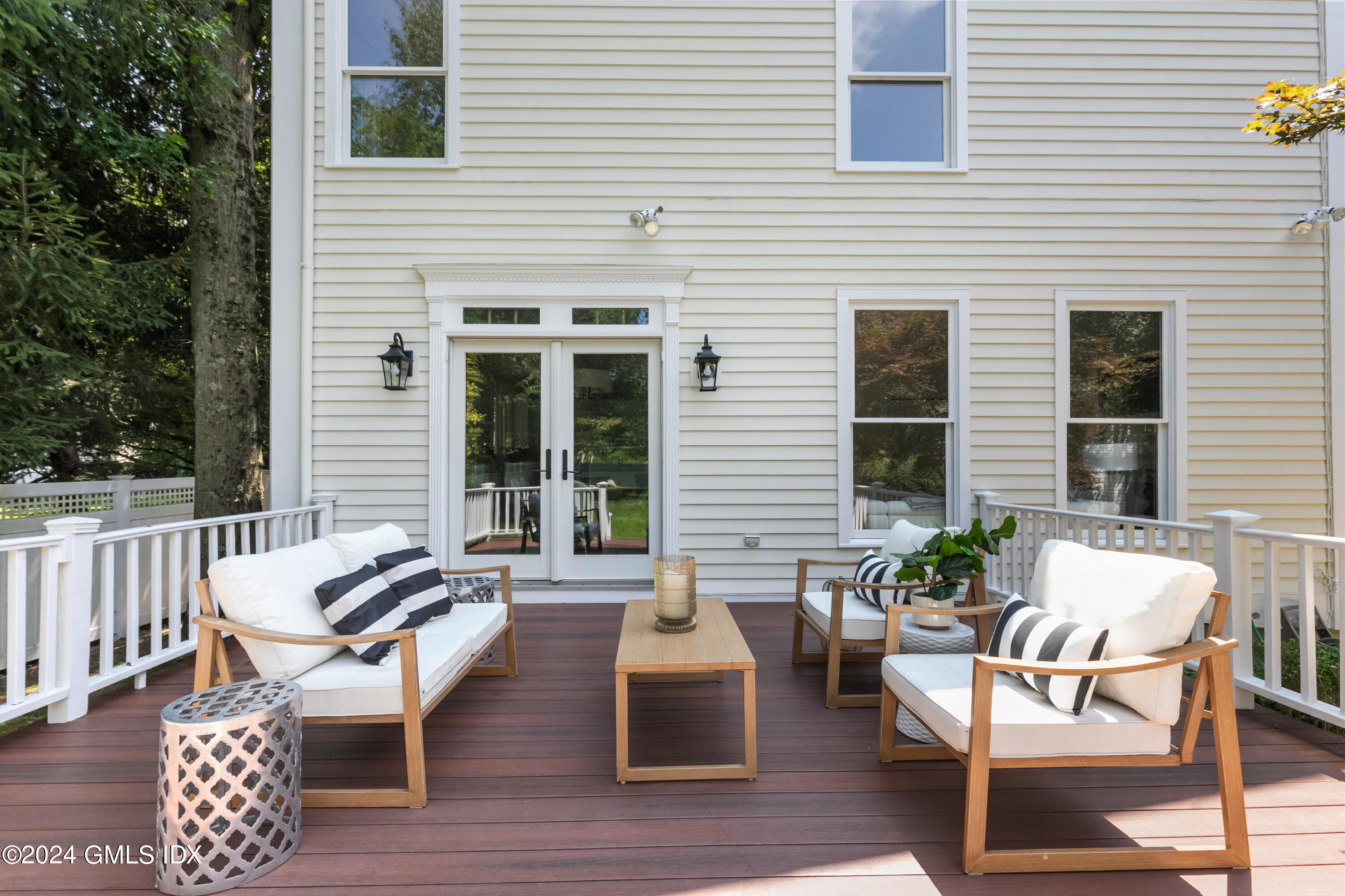 107 Summit Road Riverside, CT 06878 - Photo 40 of 47 a building outdoor space with patio furniture
